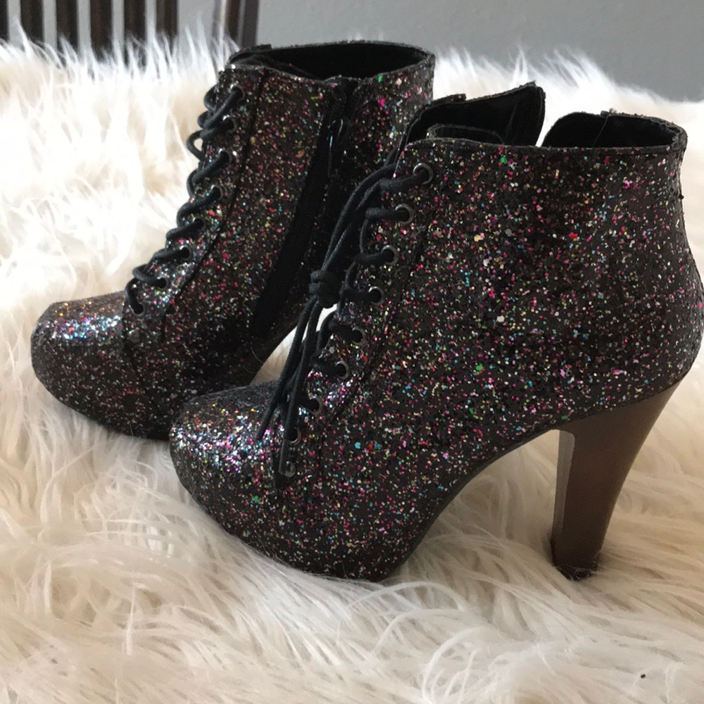 Charlotte russe Booties glitter